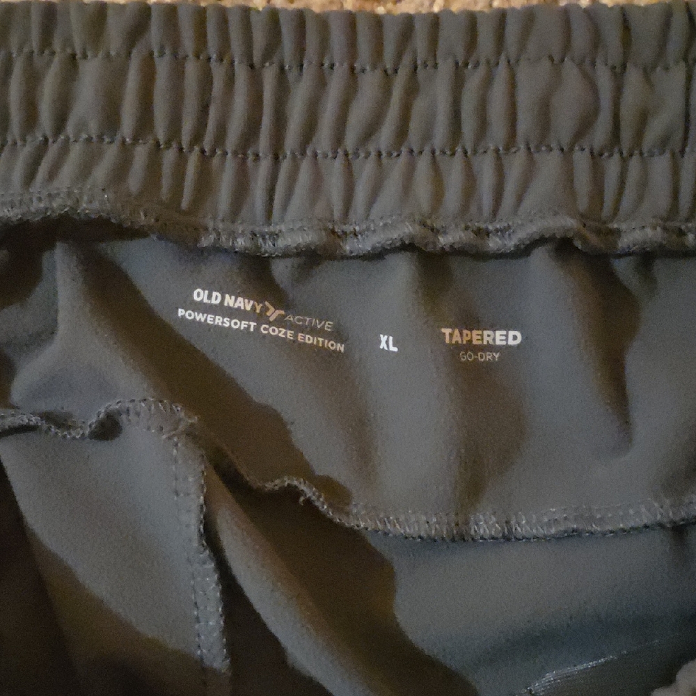 Old Navy Active Tapered Pants in Dark Gray - Picture 2 of 4